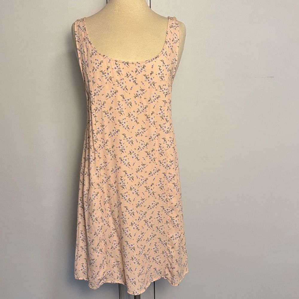 American Eagle Outfitters Pink Floral dress size large.